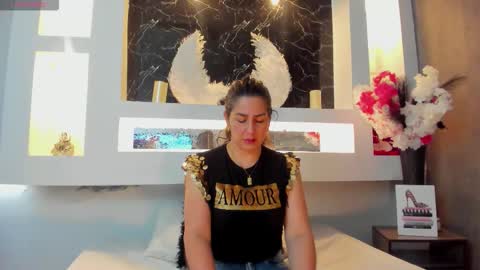 Snapshot of cinthya_mjs chatting on October 18, 12:19 pm Cinthya online show from October 18, 12:19 pm