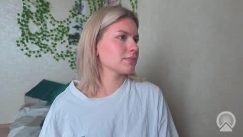 karina online show from September 19, 9:41 am