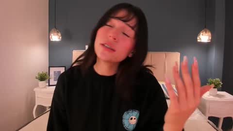 Anna online show from February 5, 5:10 am