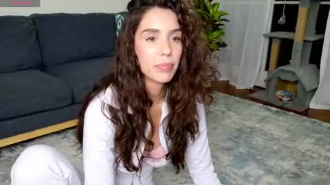 clairevarhol online show from June 27, 3:51 am