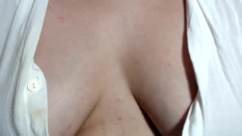 CLARA AT YOUR SERVICE online show from December 16, 6:43 am