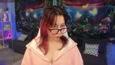 clarabenson online show from November 26, 7:37 pm