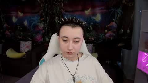 clarabenson online show from April 14, 3:50 am