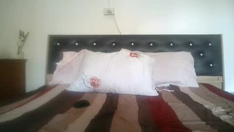 claralafontaine online show from April 9, 9:26 am