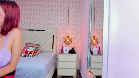 C L A R I S E  online show from January 3, 7:18 pm