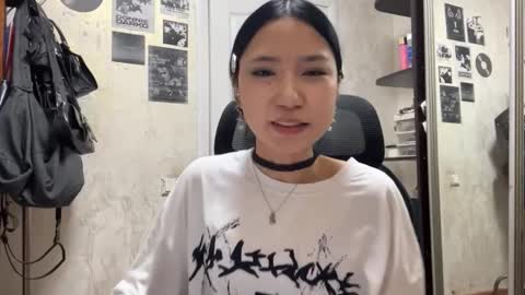 Lili online show from March 18, 7:30 pm