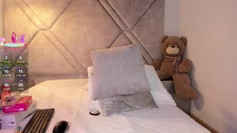 Snapshot of cleopatraa1 chatting on September 25, 10:07 pm Cleopatra online show from September 25, 10:07 pm