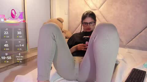 Snapshot of cleopatraa1 chatting on September 11, 9:48 pm Cleopatra online show from September 11, 9:48 pm