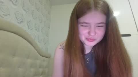 Alice online show from April 5, 8:30 pm