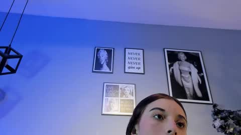 cloedurant online show from March 24, 11:37 am