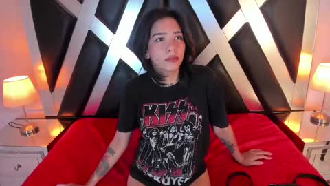 lady cloe person online show from November 6, 12:33 pm