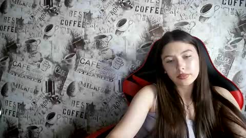 cocoberry1 online show from June 5, 8:26 pm