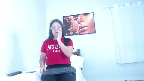 coconutt_oil online show from February 9, 9:44 am