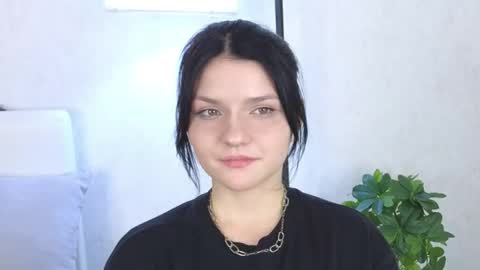 Kim online show from May 31, 7:14 am