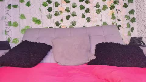 colett online show from October 8, 11:58 am