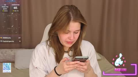 Collen Mon Tue Wed Thu Fri GMT 3 0300am - 0900am  online show from February 28, 5:56 pm