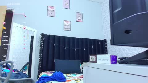 Snapshot of colombia_mommy_ chatting on February 17, 12:38 pm GRETCHEN online show from February 17, 12:38 pm
