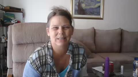 Snapshot of comebackpussy chatting on December 9, 5:19 pm comeback pussy online show from December 9, 5:19 pm