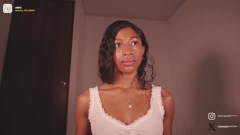   independent model online show from January 29, 10:32 pm