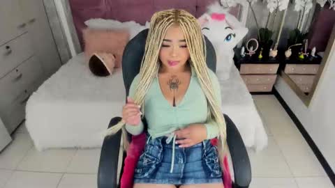 Conny online show from February 13, 9:05 pm