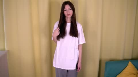 Ellie online show from March 16, 8:29 am