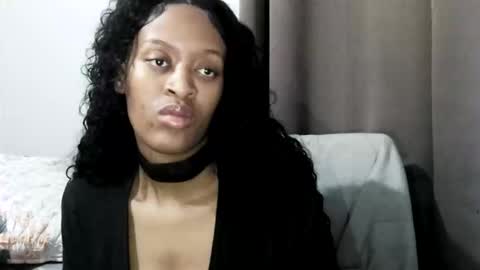 cookiecandyx online show from November 17, 1:39 am