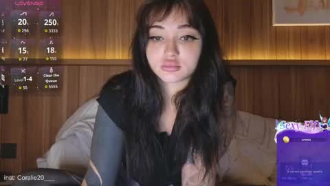 coralie20 online show from April 19, 7:19 am