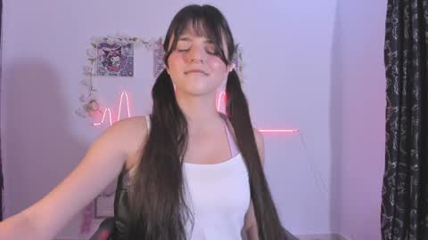 Coraline uwu     Bienvenidos al dulce mundo de Coraline    Hola amores soy Coraline  Una chica  tierna juguetona online show from April 25, 3:42 am