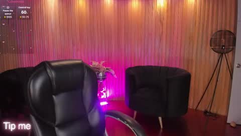 Corinne Russo online show from December 16, 5:24 am