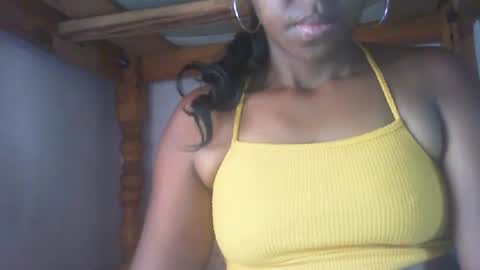 couleur_vanille online show from January 7, 5:54 am