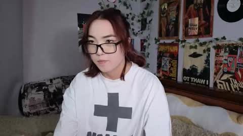 Yuna online show from November 19, 8:42 pm