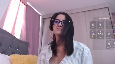 Snapshot of cowgirl_isa chatting on September 25, 9:01 pm cowgirl_isa online show from September 25, 9:01 pm