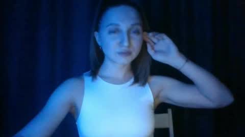 crazy_kisses_ online show from April 11, 4:21 pm