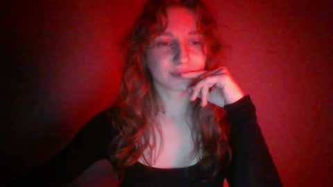 crazy_kisses_ online show from April 8, 2:52 pm