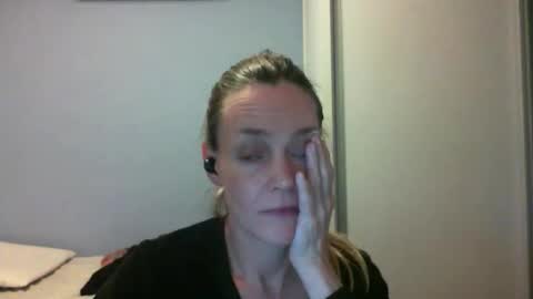 Anny online show from October 20, 12:57 am