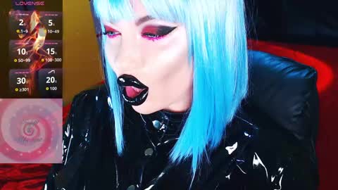 Roxy online show from March 22, 2:45 pm