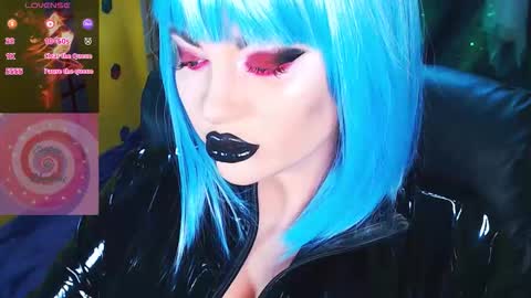 Roxy online show from November 6, 2:45 pm