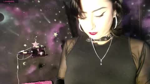 Snapshot of cristaldeleons chatting on October 17, 8:34 pm Cristal de Leon online show from October 17, 8:34 pm