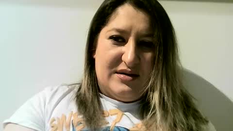 cristina20021991 online show from February 20, 7:58 pm