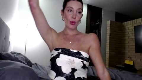 CRISTINA LUTENKO online show from November 20, 1:06 am