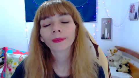 cristinewinter online show from April 8, 8:05 am