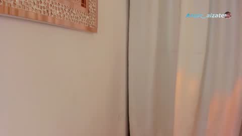 angie  online show from August 8, 3:58 am