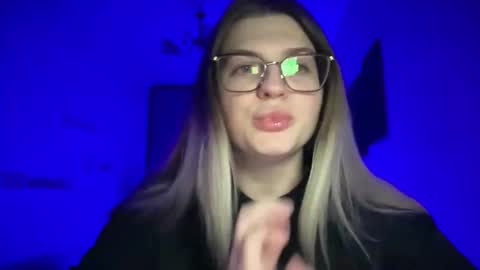 crystalblush01 online show from April 26, 5:10 pm