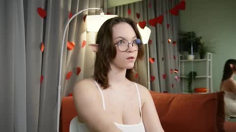 Kitty online show from February 15, 9:25 pm