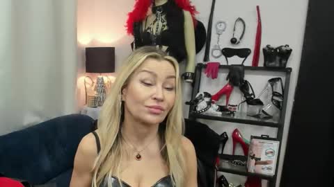 CrystalHotty online show from March 26, 6:26 am