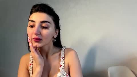 Diana online show from July 7, 9:35 am