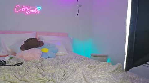 Cult Barbie online show from October 18, 6:05 am