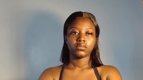 Snapshot of cum_ebony_smile chatting on October 1, 10:53 am cherry online show from October 1, 10:53 am