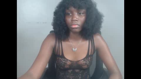 Snapshot of cum_ebony_xsecret chatting on October 20, 7:33 am sophie online show from October 20, 7:33 am
