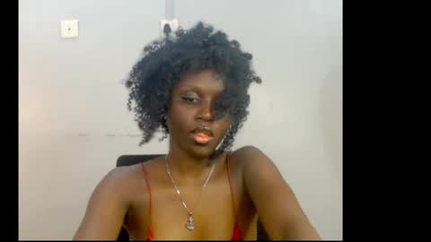 sophie online show from April 8, 8:38 am